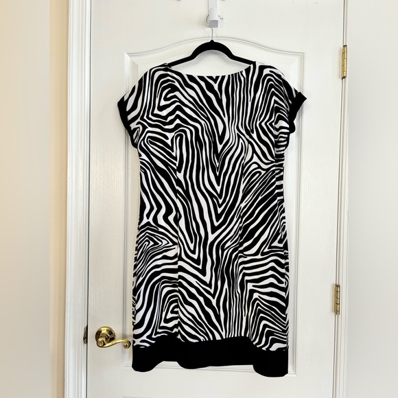 Chico’s zebra print dress - Picture 2 of 5
